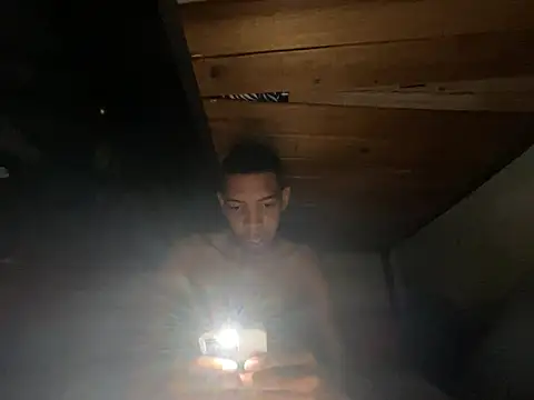 Snapshot of tonny_sexxxx chatting on 02.25.25 tonny sexxxx online show from 02.25.25