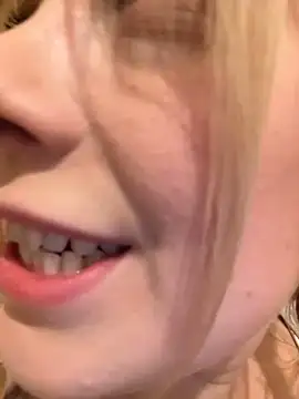 CherryAuroraa online show from 12.25.24