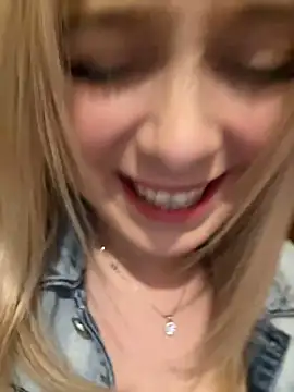 CherryAuroraa online show from 01.10.25