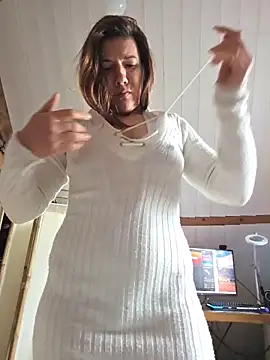 Lina lou4 online show from 12.20.25