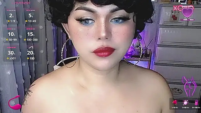 Snapshot of cherry_RED5 chatting on 12.04.24 cherry RED5 online show from 12.04.24