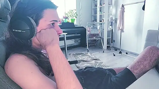 CandyChell online show from 04.20.26