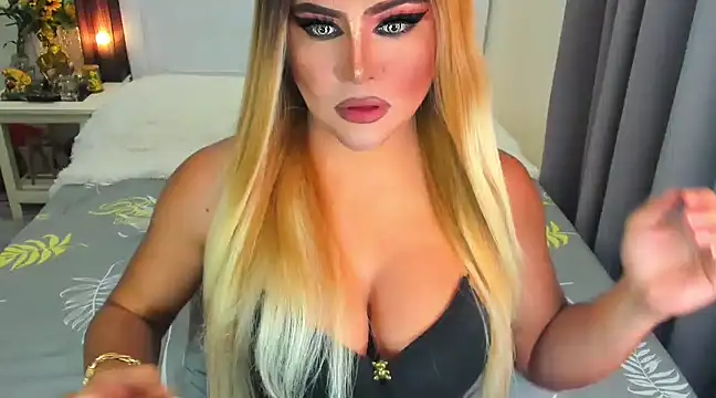 MissNaughtyTyra online show from 03.06.25