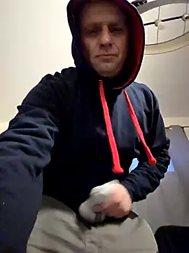 Roman0798 online show from 11.22.25