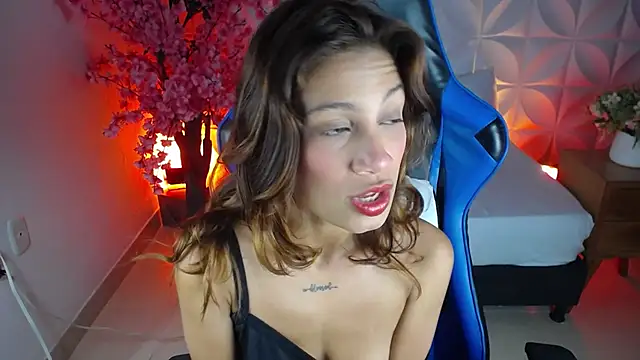 cora 22 online show from 12.09.24