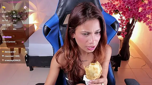 cora 22 online show from 12.21.24