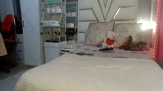 SexyyNana online show from 03.14.26