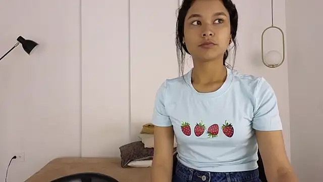 sexychanell 18 online show from 12.20.25