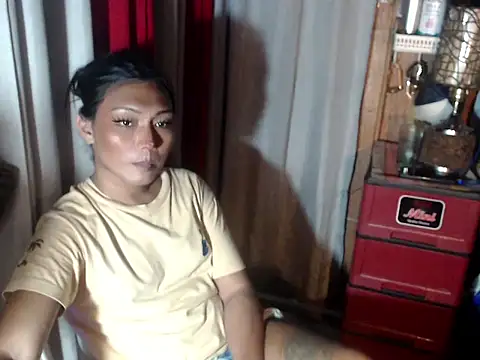 Snapshot of Topangel69 chatting on 10.21.25 Topangel69 online show from 10.21.25