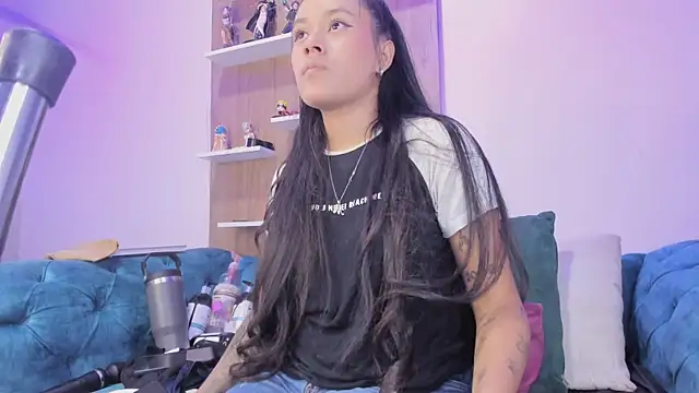 -camila-cooper-  online show from 11.17.25