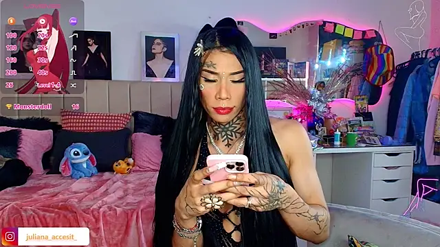 caroline cossei online show from 03.18.26