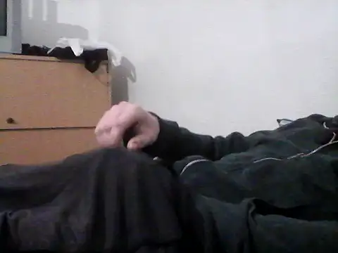 Manfuck95 online show from 11.17.25