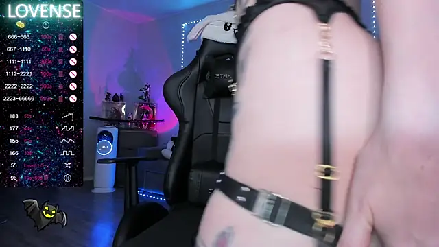 RachelQueen  online show from 12.22.24