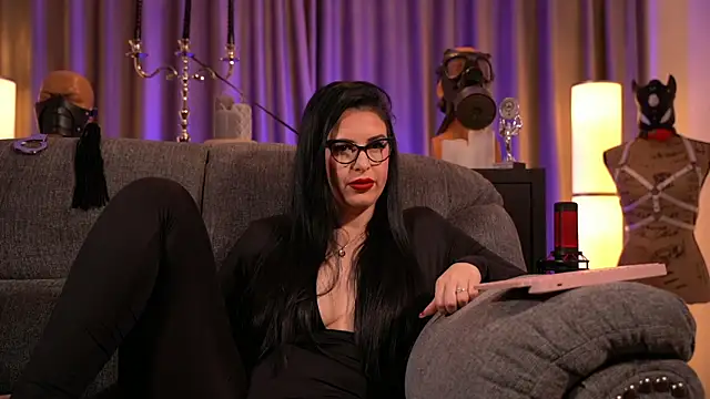 Snapshot of kelly_kent chatting on 01.09.25 kelly kent online show from 01.09.25