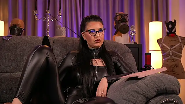 Snapshot of kelly_kent chatting on 01.13.25 kelly kent online show from 01.13.25