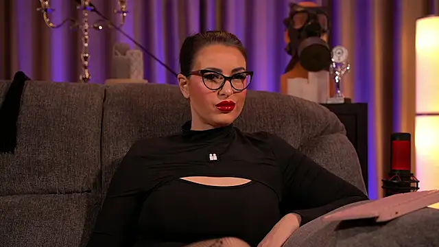 Snapshot of kelly_kent chatting on 01.29.25 kelly kent online show from 01.29.25