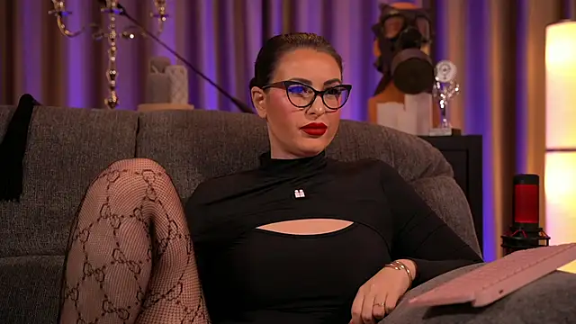 Snapshot of kelly_kent chatting on 01.30.25 kelly kent online show from 01.30.25