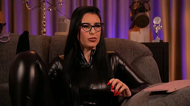 Snapshot of kelly_kent chatting on 02.24.25 kelly kent online show from 02.24.25