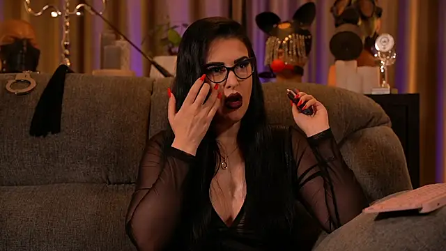 Snapshot of kelly_kent chatting on 11.11.25 kelly kent online show from 11.11.25