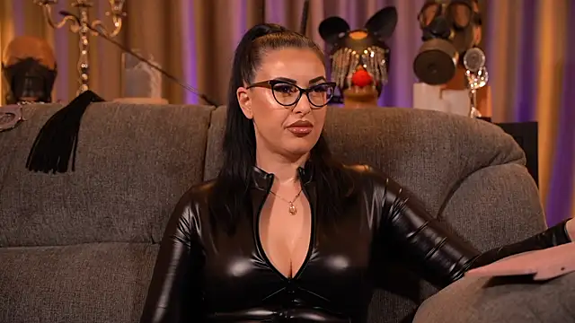 kelly kent online show from 12.21.25