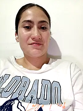 Snapshot of francesca_baker1007 chatting on 02.15.25 francesca baker1007 online show from 02.15.25