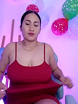 Snapshot of francesca_baker1007 chatting on 03.22.25 francesca baker1007 online show from 03.22.25