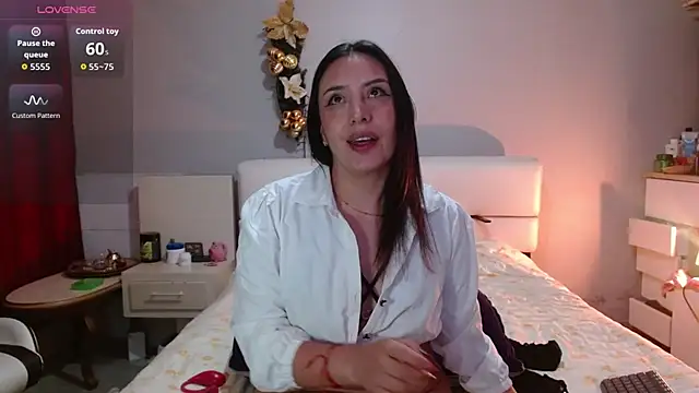 Freyja soh online show from 12.04.25