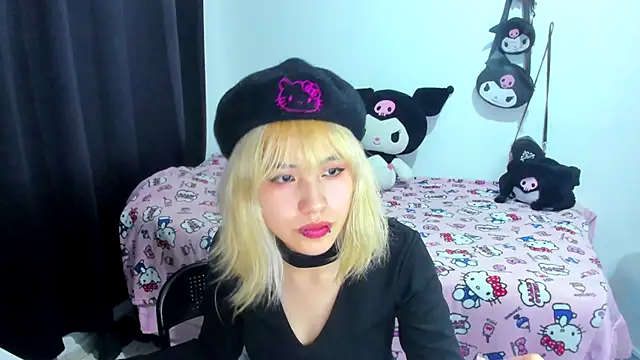 Akane-Mou online show from 11.07.25