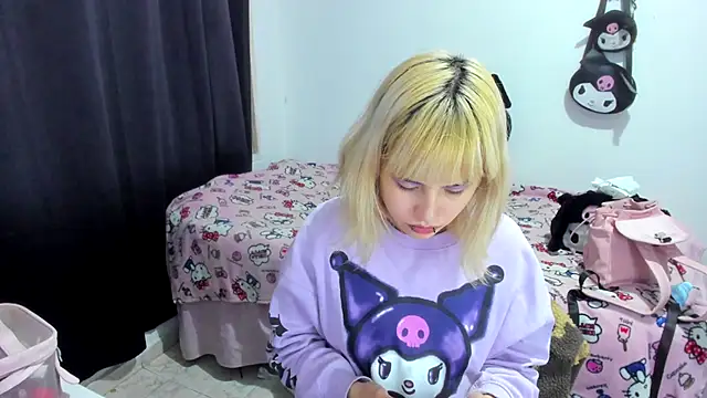 Akane-Mou online show from 11.09.25