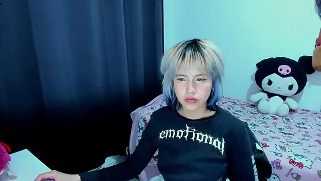 Snapshot of Akane-Mou chatting on 06.23.26 Akane-Mou online show from 06.23.26