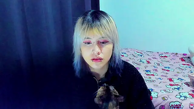 Snapshot of Akane-Mou chatting on 08.07.26 Akane-Mou online show from 08.07.26