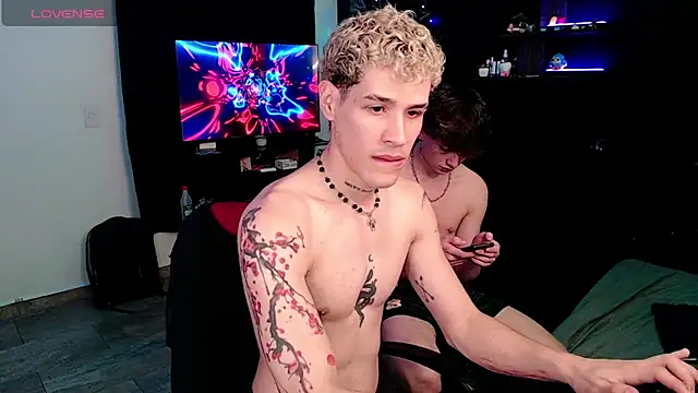 Snapshot of andybxby chatting on 01.09.25 andybxby online show from 01.09.25