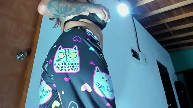 Snapshot of ink_demonxxx chatting on 03.05.25 ink demonxxx online show from 03.05.25