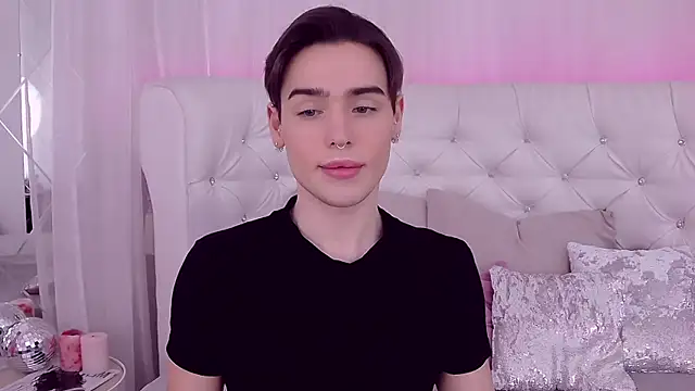 RobbyCharming online show from 01.17.25