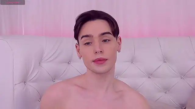 RobbyCharming online show from 02.04.25