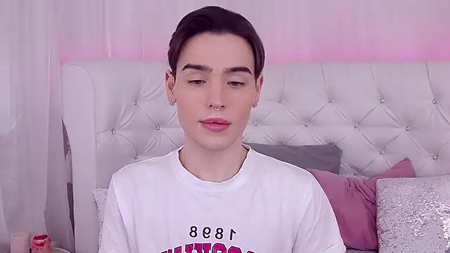 RobbyCharming online show from 02.09.25