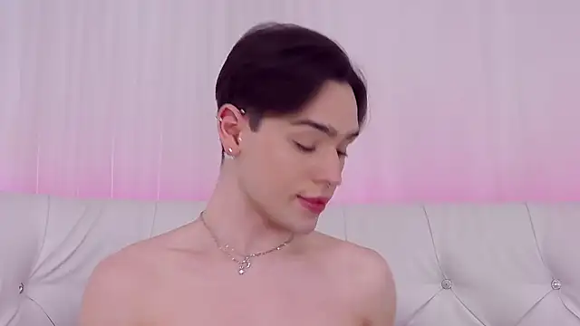 RobbyCharming online show from 02.14.25