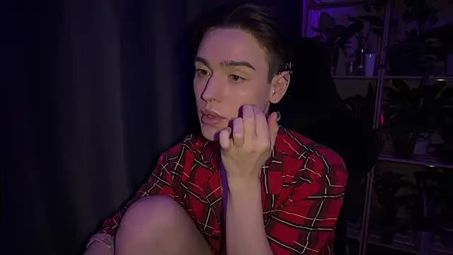 RobbyCharming online show from 03.13.25