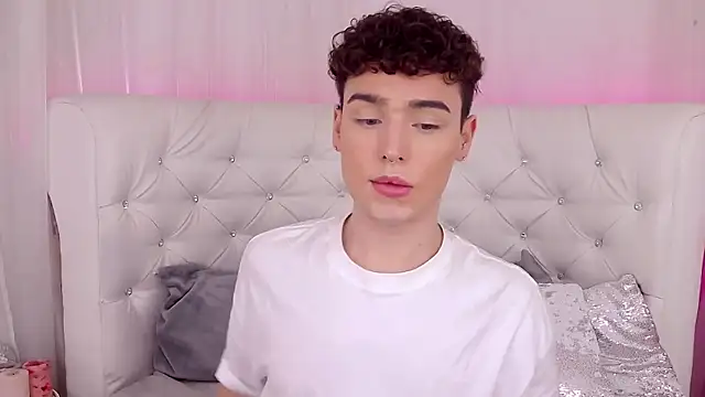 RobbyCharming online show from 09.20.25