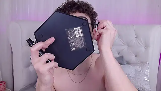 RobbyCharming online show from 11.27.25