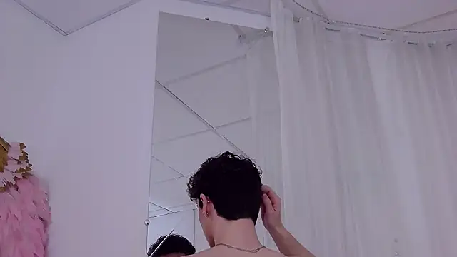 RobbyCharming online show from 11.28.25