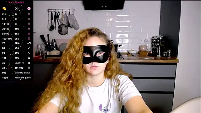 BubbbleGumm online show from 11.27.25