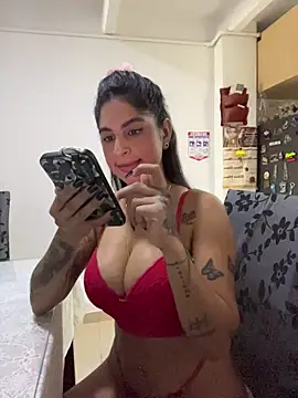 charlotte stevenss  online show from 06.05.26