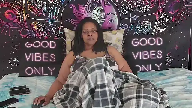 RenaeCumsAlot69 online show from 02.03.26