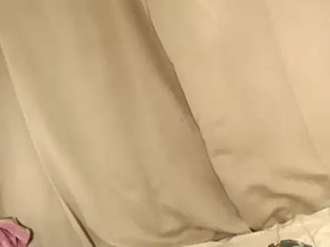 ehotlovea  online show from 03.10.25