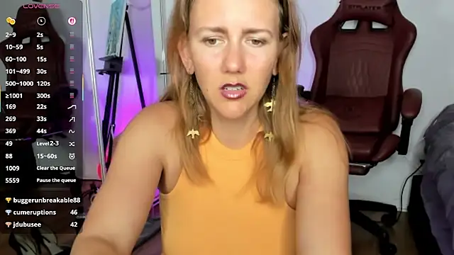 Snapshot of jasminedaze888 chatting on 11.28.25 jasminedaze888 online show from 11.28.25