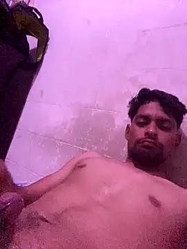 Snapshot of thegoldensexting420 chatting on 10.02.25 thegoldensexting420 online show from 10.02.25