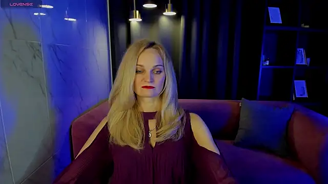 SaraSubtlety online show from 09.16.25