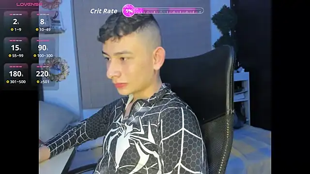 Snapshot of Christ_Miller3 chatting on 11.02.25 Christ Miller3 online show from 11.02.25