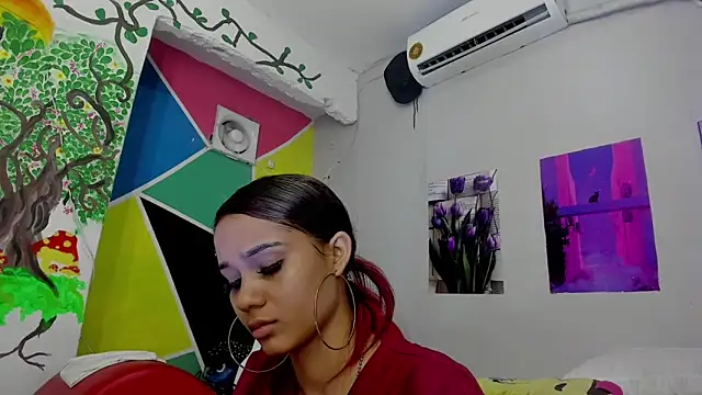 MarianaManzur online show from 02.17.25